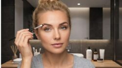 Salon-Style Eyebrows at Home: 7 Simple Steps for Perfect Coloring and Definition