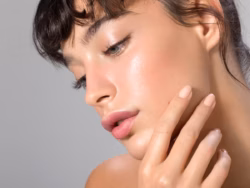 9 Moisturisers That Repair Flaky Winter Skin Overnight, According to Beauty Editors